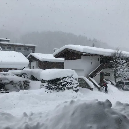 Kitzdesign In Kirchberg Apartman